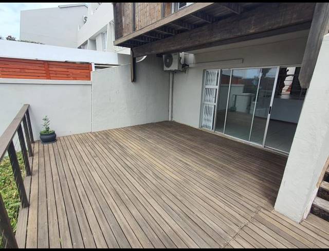 3 BEDROOM TOWNHOUSE FOR SALE IN UMHLANGA CENTRAL